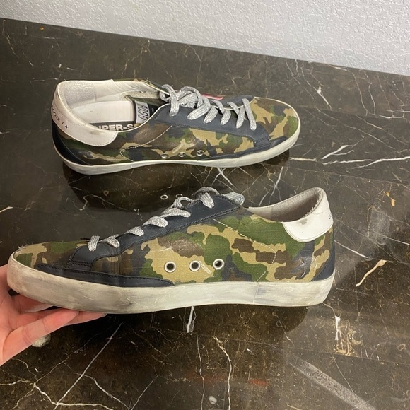 Golden Goose Superstars in Camo Ripstop Hot Pink Star - Picture 8 of 13